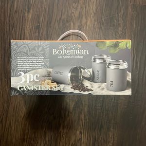 3 pc. Canister set.